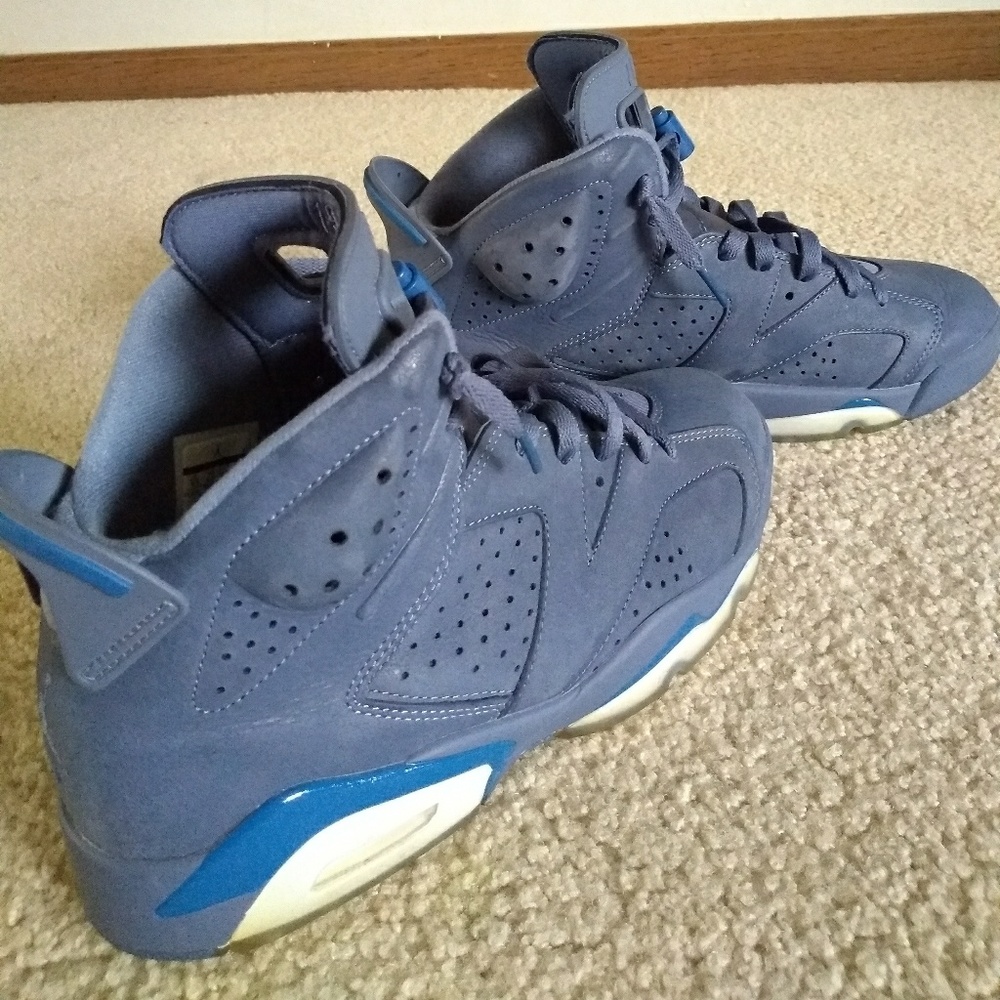 Jordan retro 6's